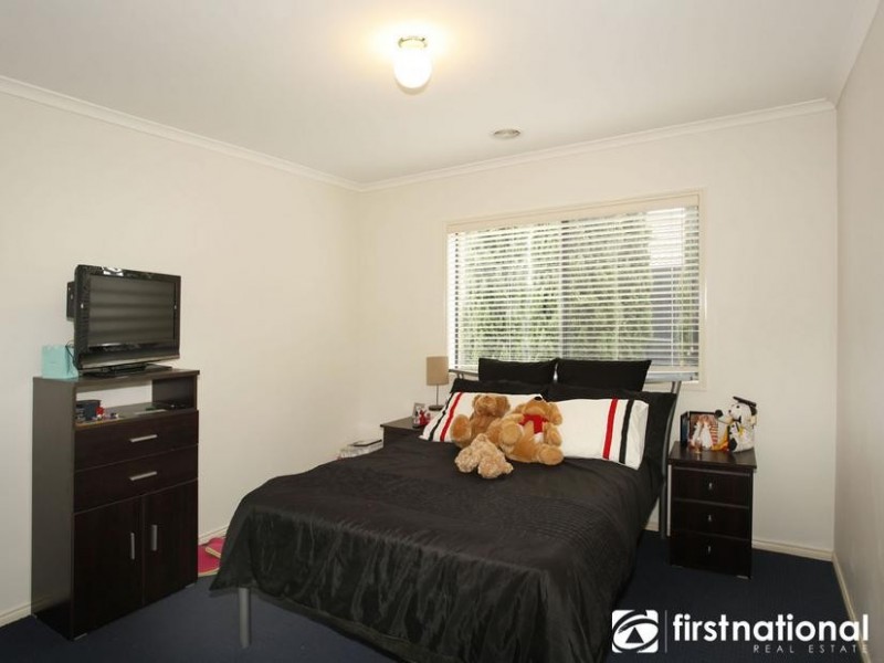 30 Lorikeet Drive, Berwick VIC 3806