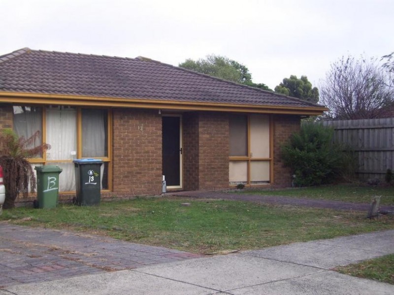 13 Rosemont Drive, Narre Warren VIC 3805