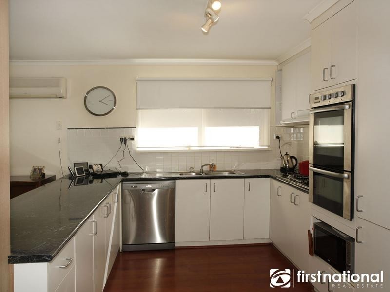 66 Lodge Crescent, Berwick VIC 3806