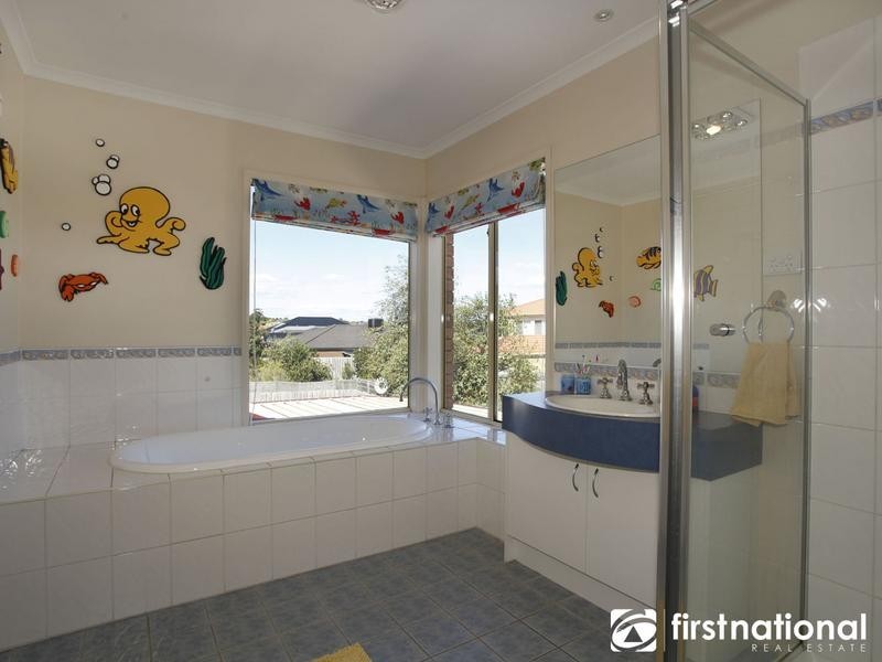 3 Beethoven Drive, Narre Warren South VIC 3805