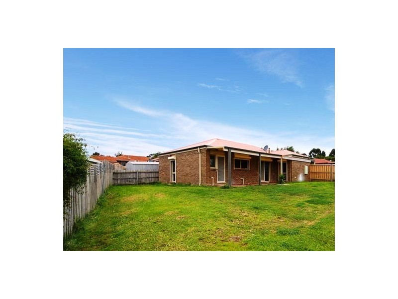 5 Pater Close, Narre Warren VIC 3805