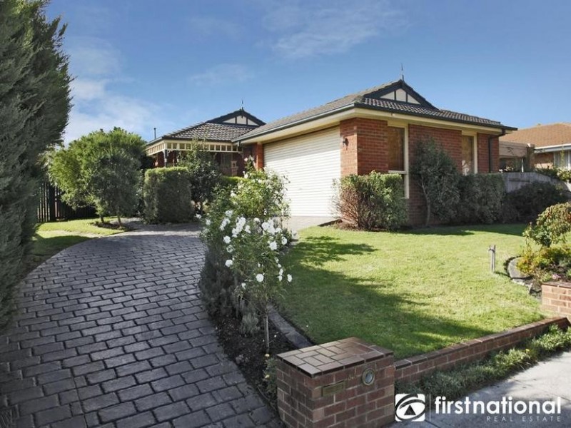 36 Pentland Drive, Narre Warren VIC 3805