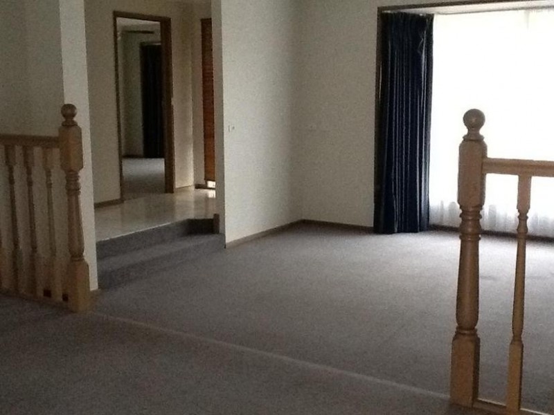 4 Cliff Court, Narre Warren VIC 3805