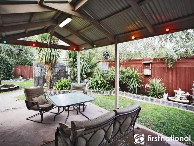 2 Forrester Walk, Narre Warren South VIC 3805