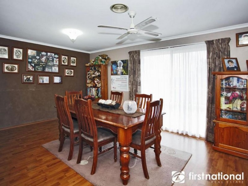 2 Forrester Walk, Narre Warren South VIC 3805