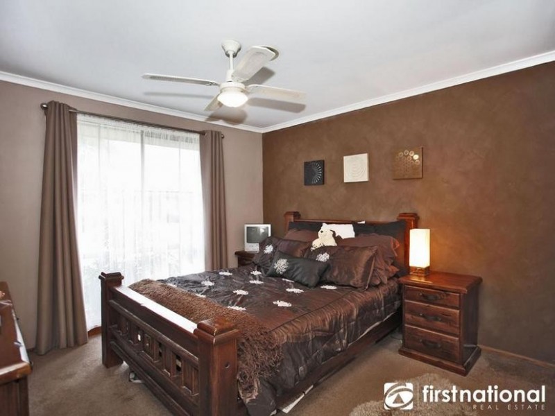 2 Forrester Walk, Narre Warren South VIC 3805