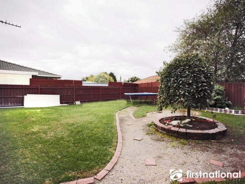 2 Forrester Walk, Narre Warren South VIC 3805
