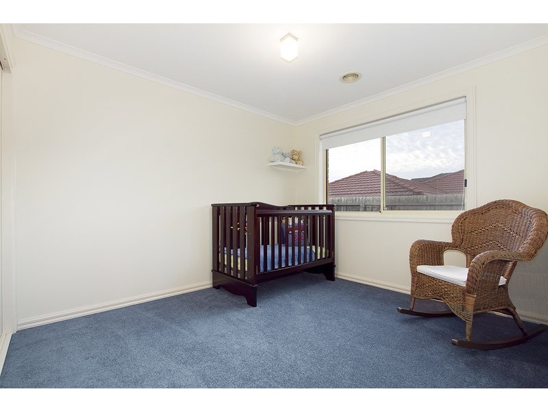 8 Chelsea Crescent, Berwick VIC 3806