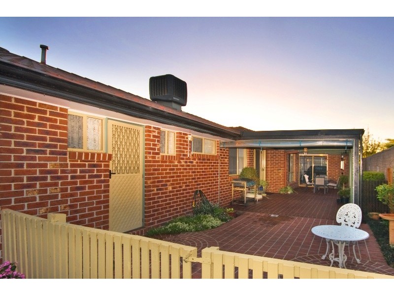 2 Retreat Circuit, Beaconsfield VIC 3807