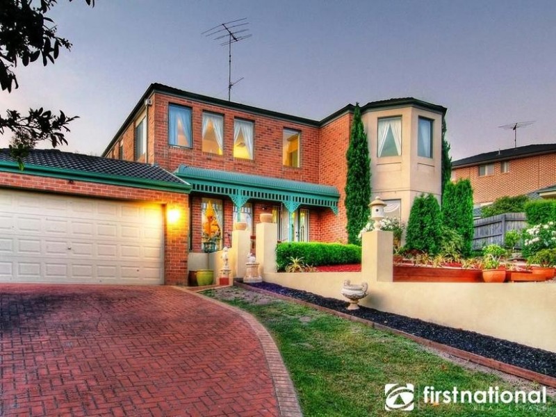 11 Gavinton Place, Berwick VIC 3806