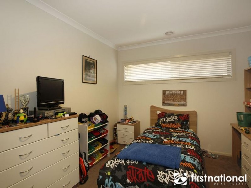 4 Blandford Crescent, Narre Warren South VIC 3805