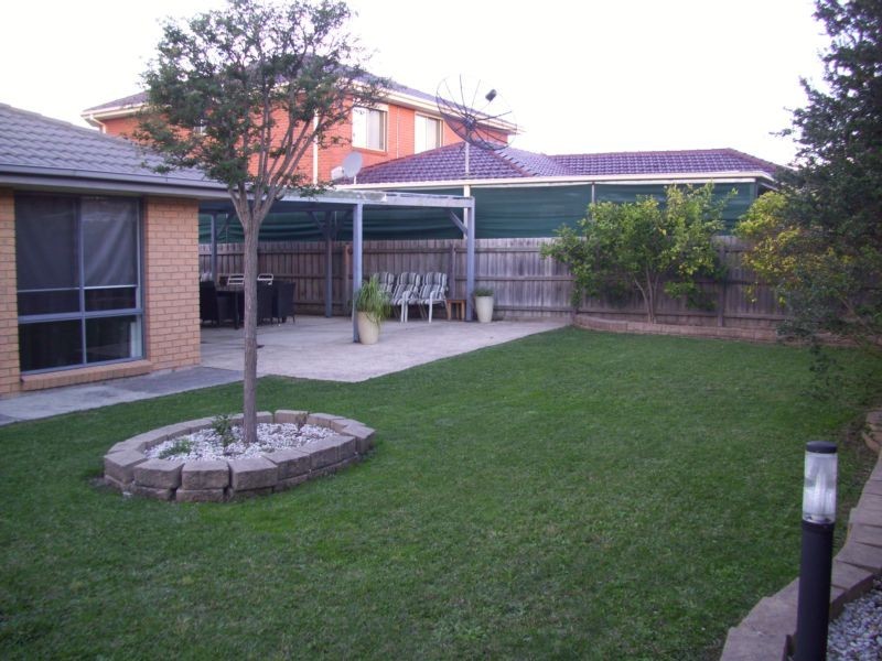 116 Hinrichsen Drive, Hallam VIC 3803