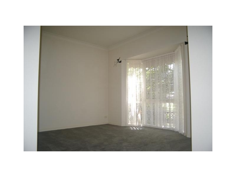 17 Mirrabook Court, Berwick VIC 3806