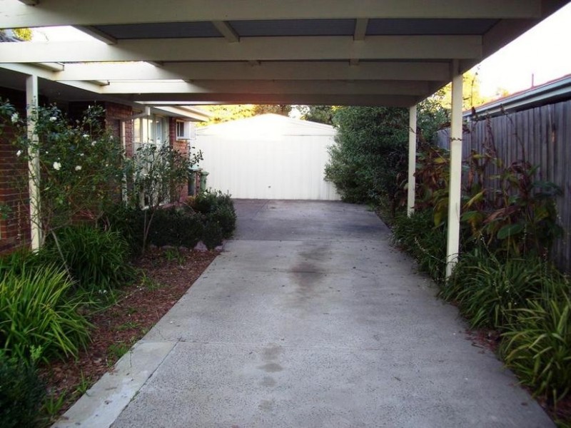 10 Garryowen Crescent, Narre Warren VIC 3805