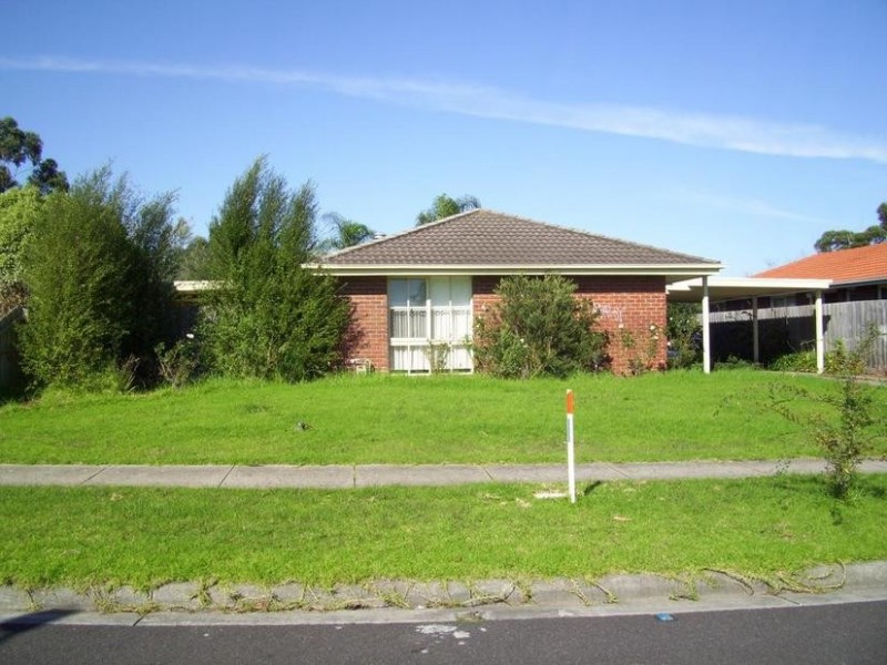 10 Garryowen Crescent, Narre Warren VIC 3805