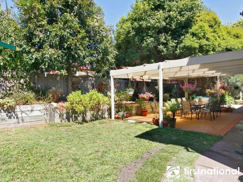 1 Savanna Court, Berwick VIC 3806