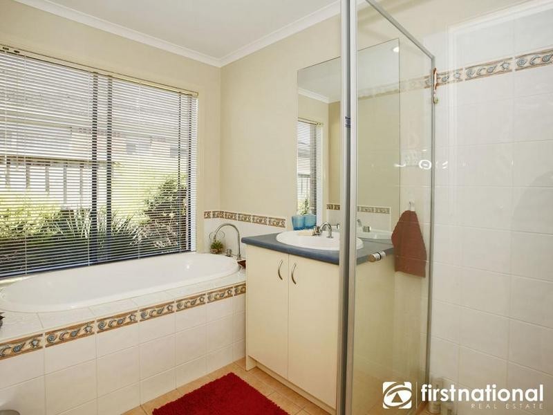 52 Fleet Street, Narre Warren South VIC 3805