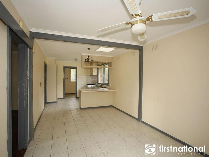 4 Lancaster Avenue, Narre Warren VIC 3805
