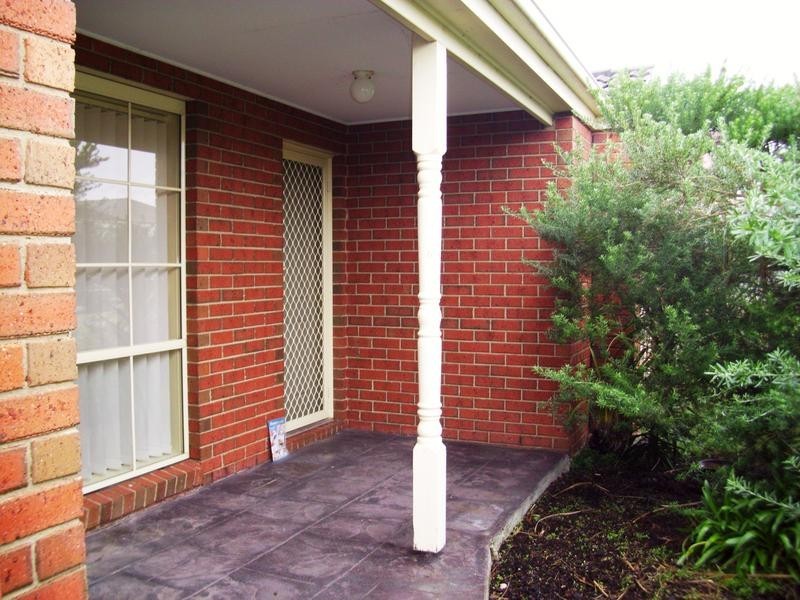 2 Pineview Court, Narre Warren South VIC 3805