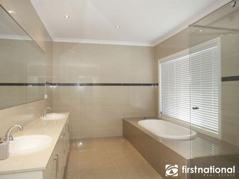 88 Marisa Crescent, Berwick VIC 3806