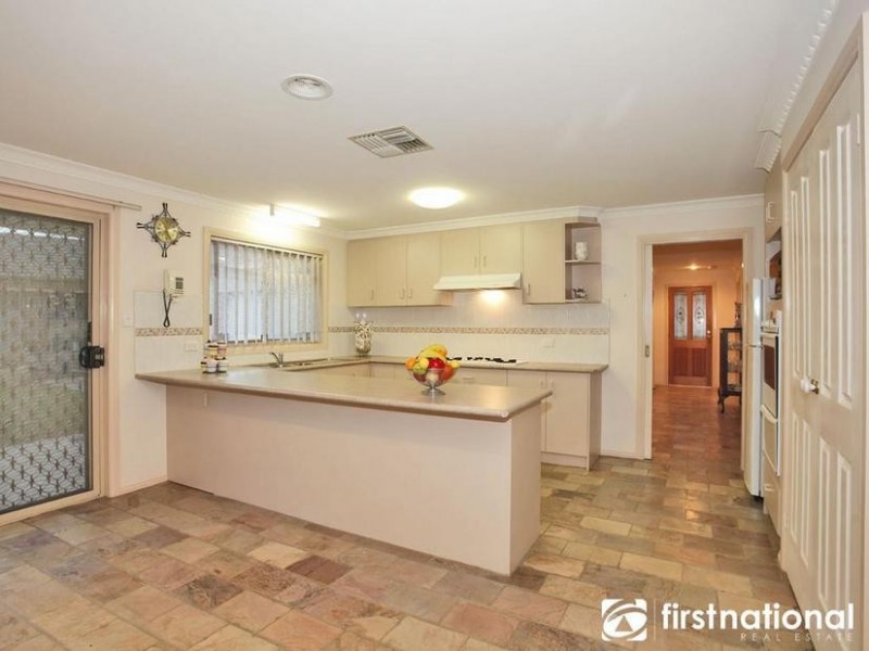 1 Susan Close, Narre Warren VIC 3805