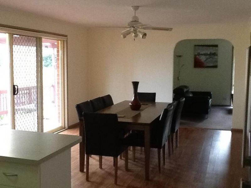 32 Browtop Road, Narre Warren VIC 3805