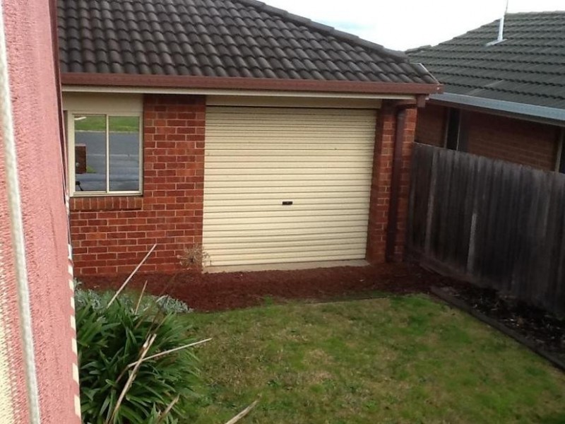 32 Browtop Road, Narre Warren VIC 3805