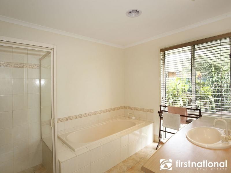 7 Brookville Court, Narre Warren South VIC 3805