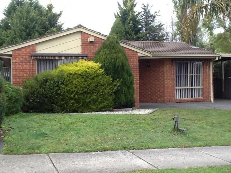 11 Amber Crescent, Narre Warren VIC 3805