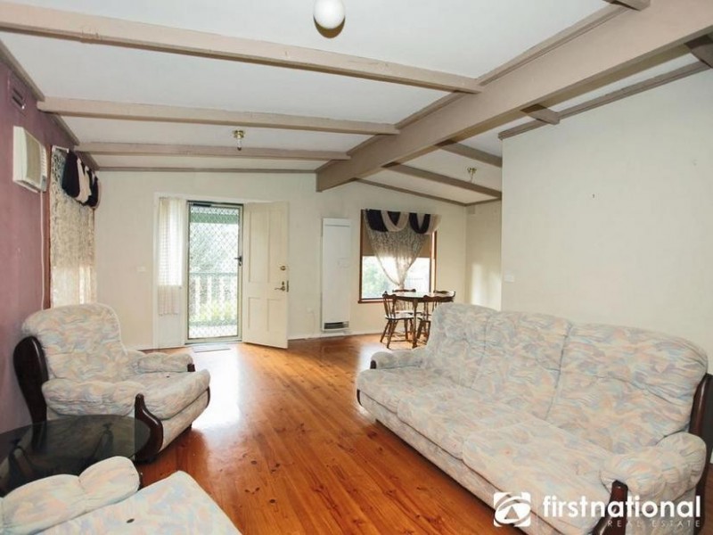 8 Sweeney Drive, Narre Warren VIC 3805