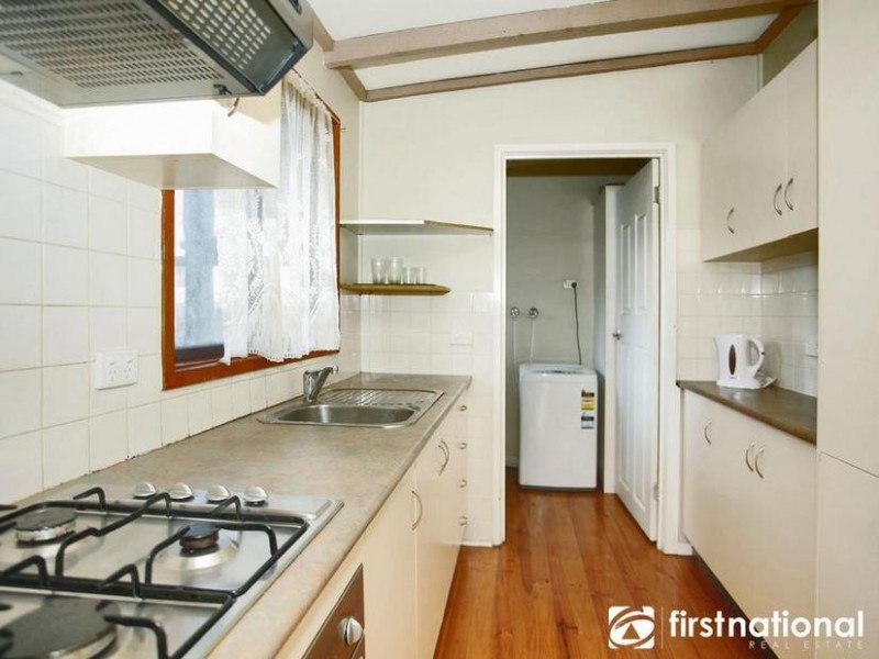 8 Sweeney Drive, Narre Warren VIC 3805