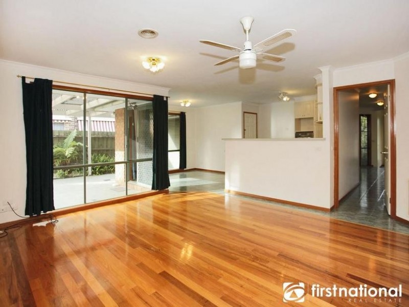 6 Kevin Close, Beaconsfield VIC 3807