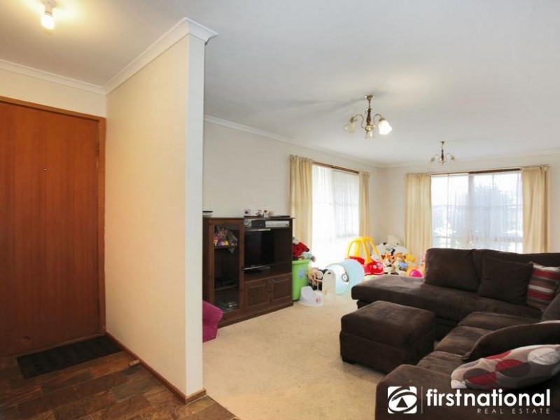 6 Ireland Avenue, Narre Warren VIC 3805