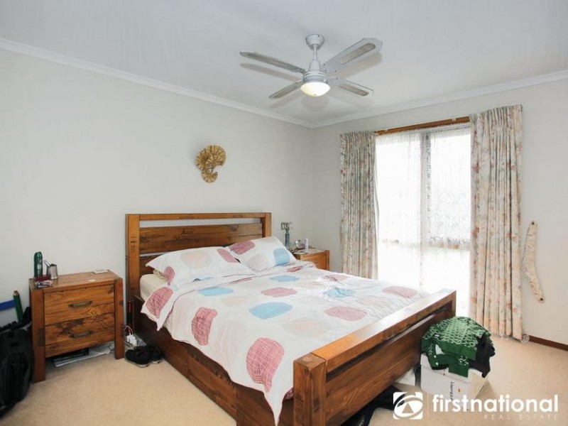 6 Ireland Avenue, Narre Warren VIC 3805