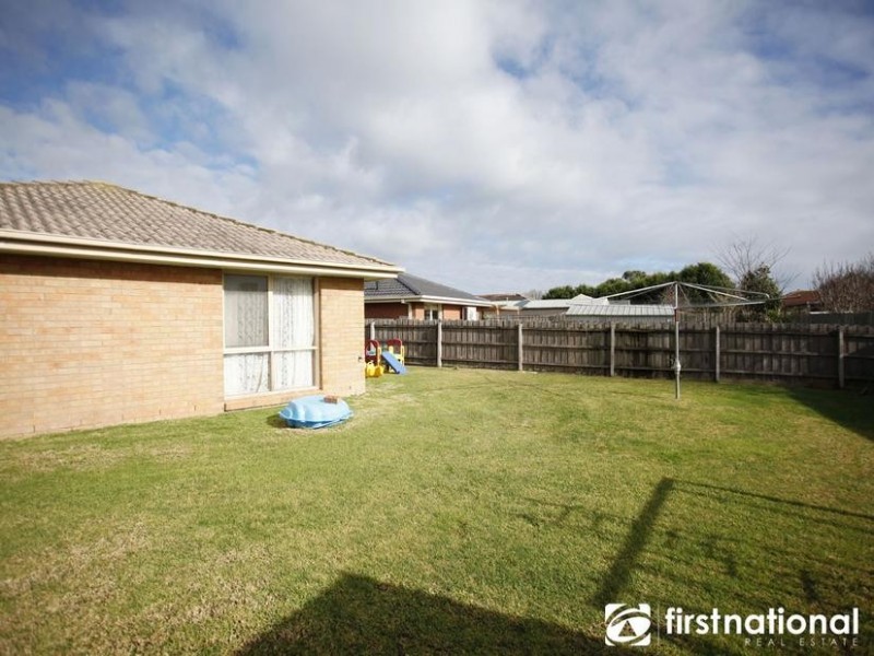 6 Ireland Avenue, Narre Warren VIC 3805