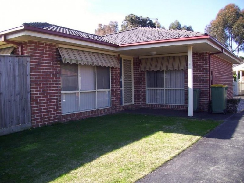 1/13a Templeton Crescent, Pakenham VIC 3810