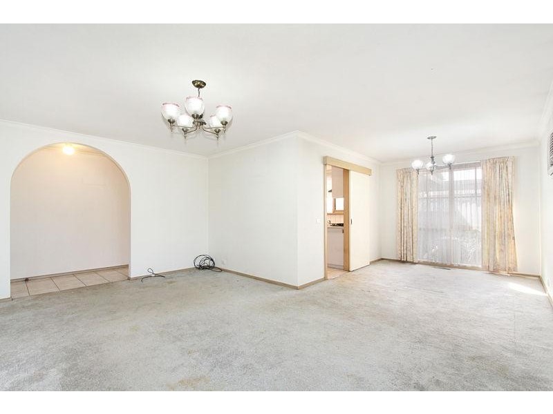 16 Rozzy Parade, Narre Warren VIC 3805