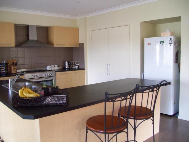 2 Riflebird Avenue, Narre Warren VIC 3805