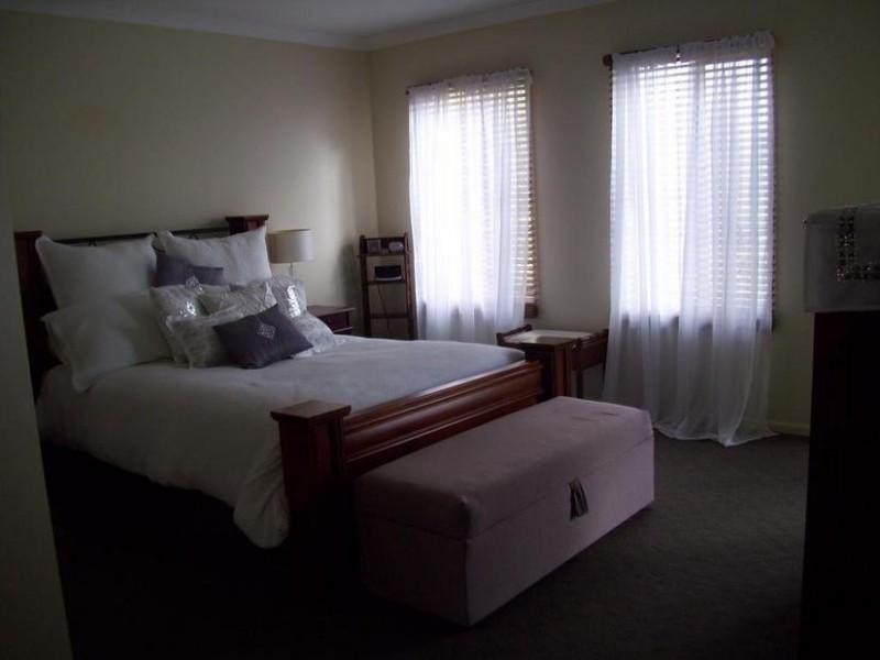 2 Riflebird Avenue, Narre Warren VIC 3805