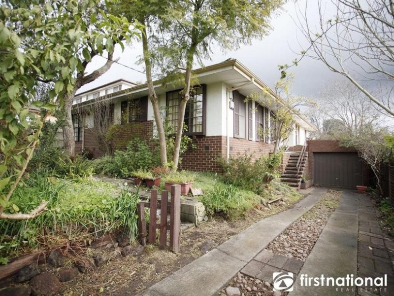 55 Charles Avenue, Hallam VIC 3803