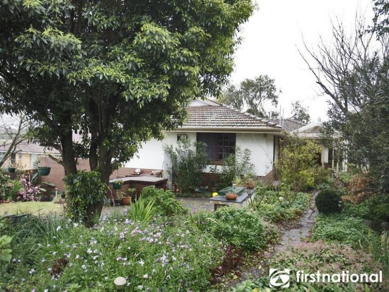 55 Charles Avenue, Hallam VIC 3803