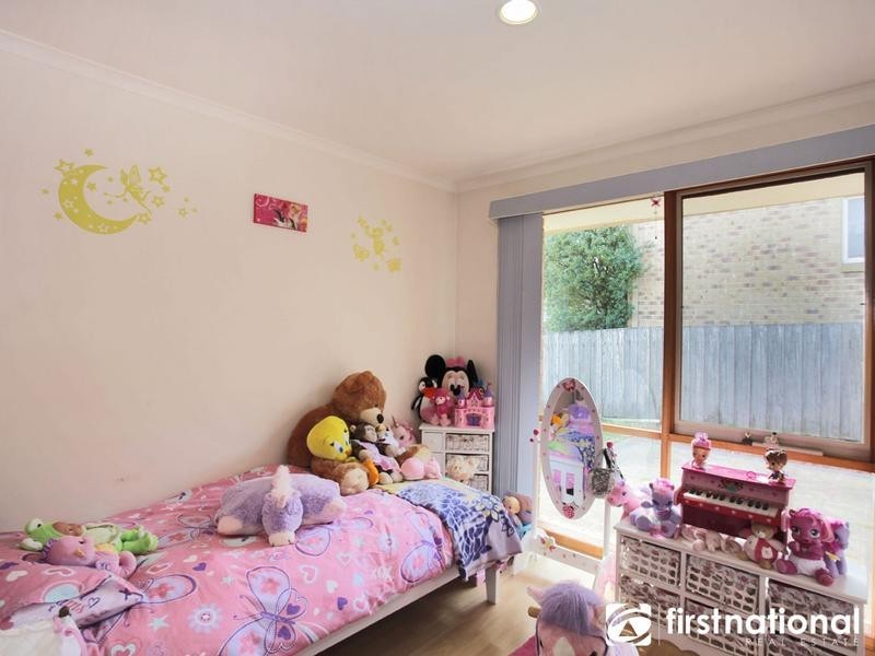 24 Adelaide Close, Berwick VIC 3806