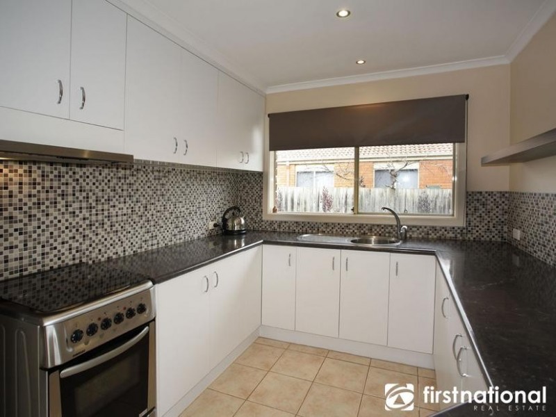 1 Swan Court, Narre Warren South VIC 3805