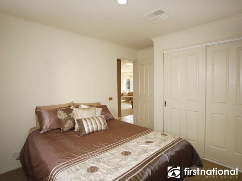 108 Bemersyde Drive, Berwick VIC 3806