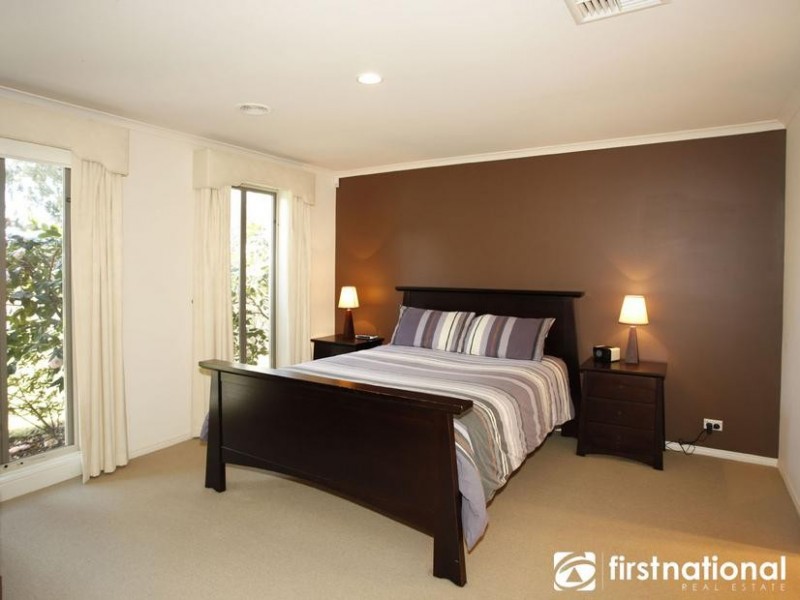 108 Bemersyde Drive, Berwick VIC 3806