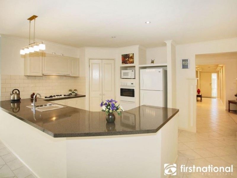 21 The Promenade, Narre Warren South VIC 3805