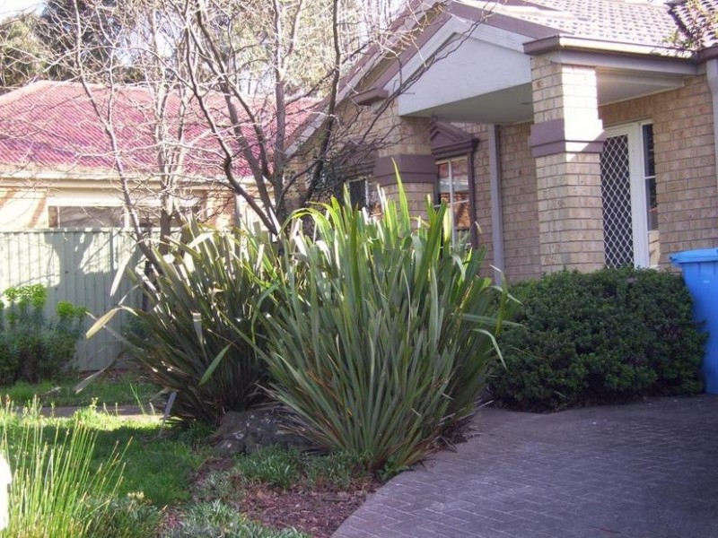 9 Waterside Drive, Cranbourne VIC 3977