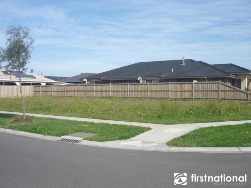 71 Donohue Street, Cranbourne East VIC 3977