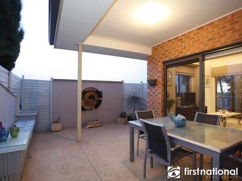 66 Bridgewater Boulevard, Berwick VIC 3806