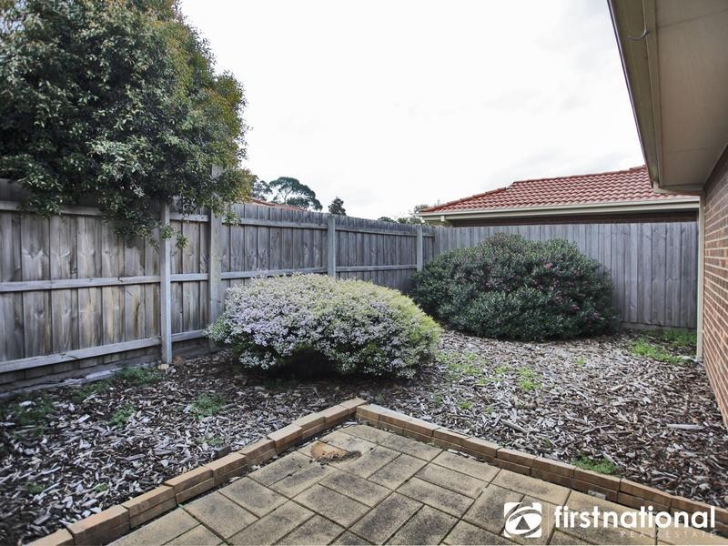 16/4 Paydon Way, Hampton Park VIC 3976